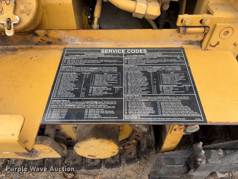 image for item FB3171 2001 Caterpillar AP-650B paver