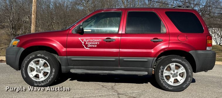 image for item FB3487 2006 Ford Escape XLT SUV