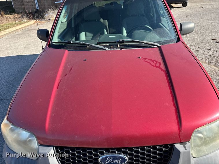 image for item FB3487 2006 Ford Escape XLT SUV