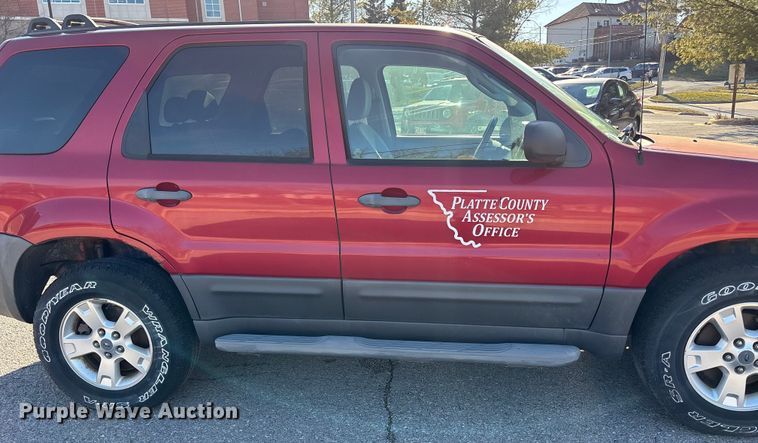 image for item FB3487 2006 Ford Escape XLT SUV