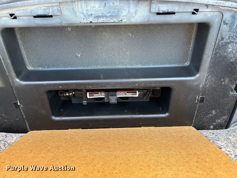 image for item FB3487 2006 Ford Escape XLT SUV