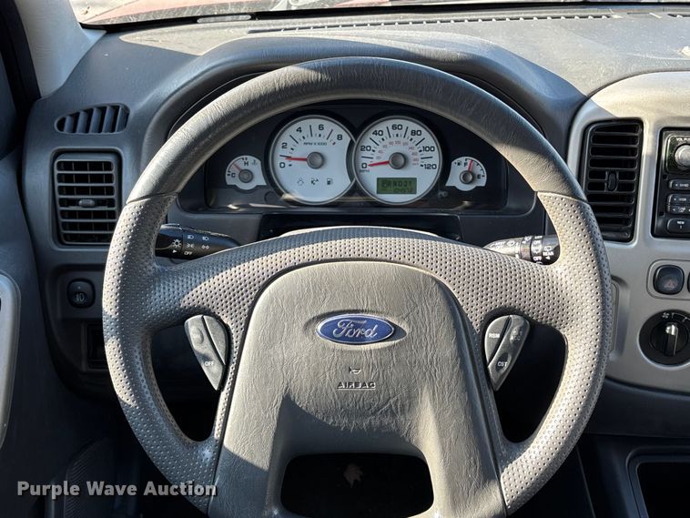 image for item FB3487 2006 Ford Escape XLT SUV