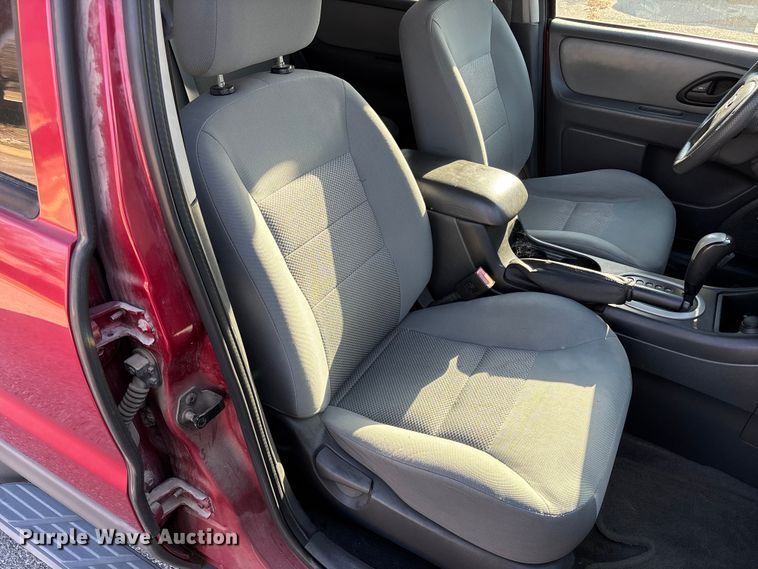 image for item FB3487 2006 Ford Escape XLT SUV