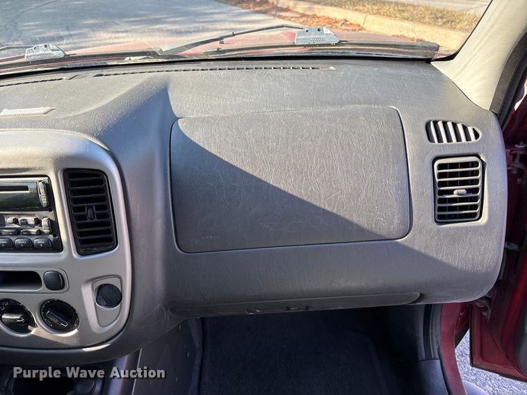 image for item FB3487 2006 Ford Escape XLT SUV