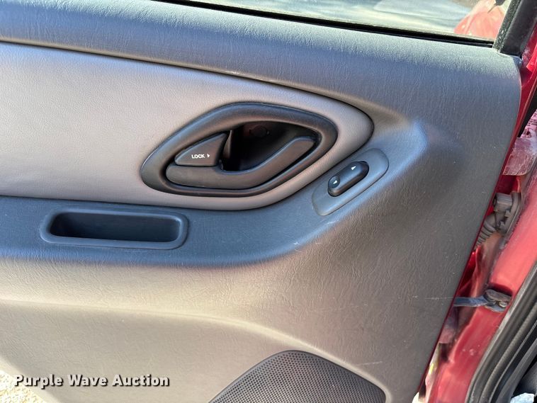 image for item FB3487 2006 Ford Escape XLT SUV