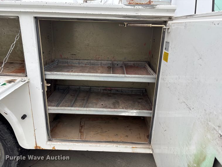 image for item FB3540 2008 Ford F350 utility bed pickup truck