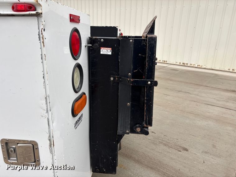 image for item FB3540 2008 Ford F350 utility bed pickup truck