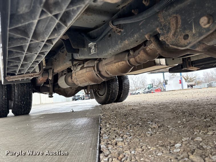 image for item FB3540 2008 Ford F350 utility bed pickup truck