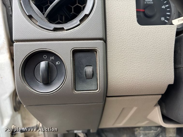 image for item FB3540 2008 Ford F350 utility bed pickup truck