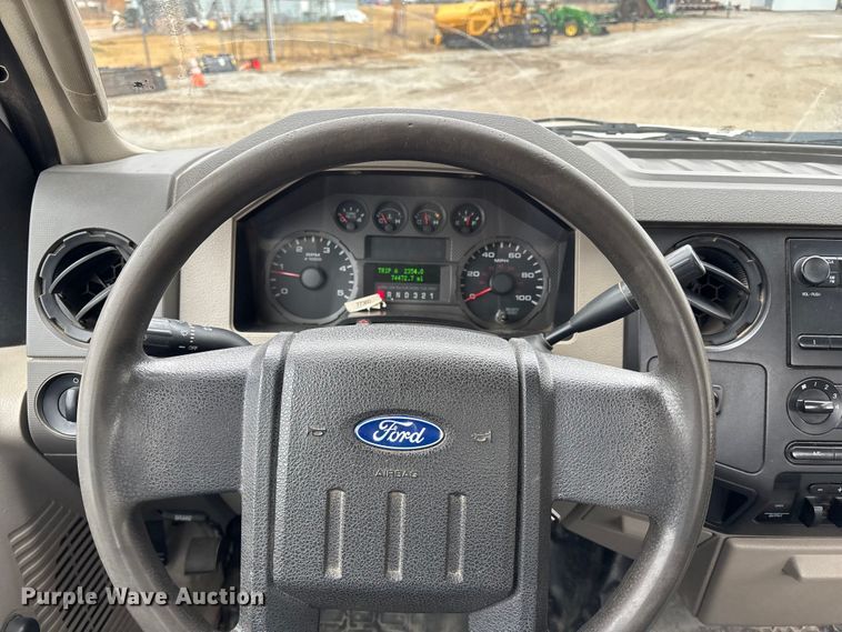 image for item FB3540 2008 Ford F350 utility bed pickup truck