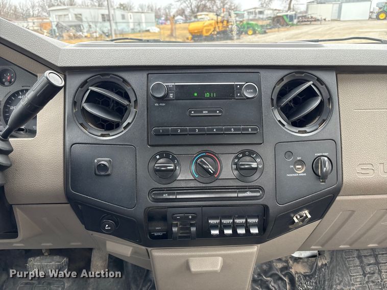 image for item FB3540 2008 Ford F350 utility bed pickup truck