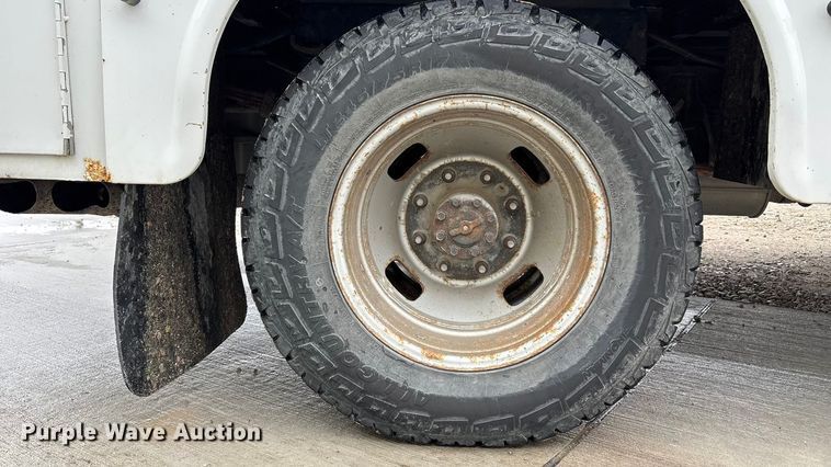 image for item FB3540 2008 Ford F350 utility bed pickup truck