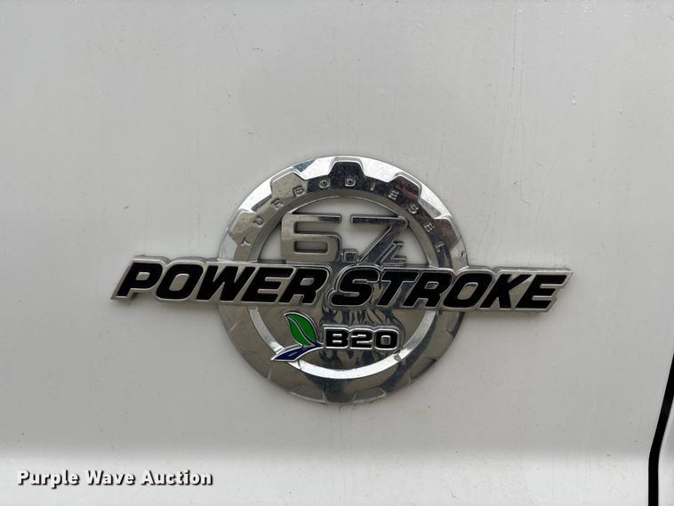 image for item FB3541 2016 Ford F550 dump truck