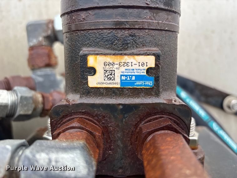 image for item FB3541 2016 Ford F550 dump truck