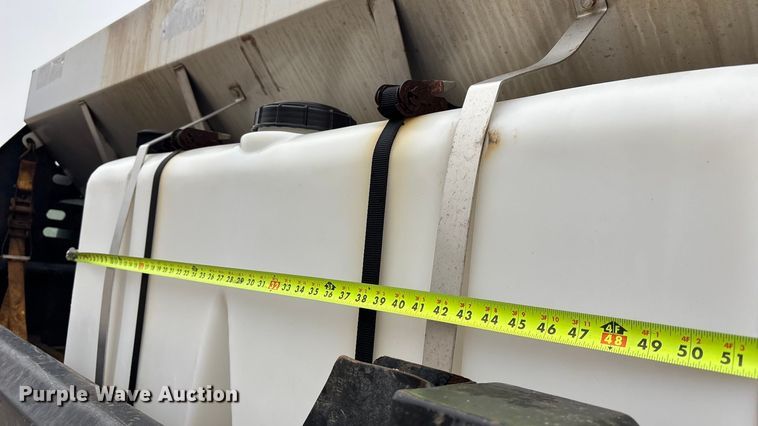 image for item FB3541 2016 Ford F550 dump truck