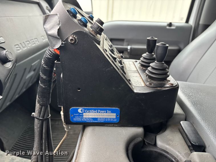 image for item FB3541 2016 Ford F550 dump truck