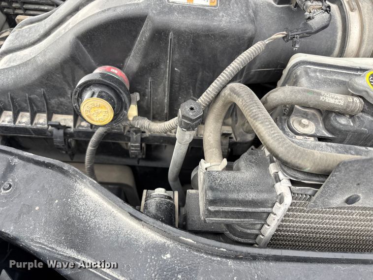 image for item FB3541 2016 Ford F550 dump truck