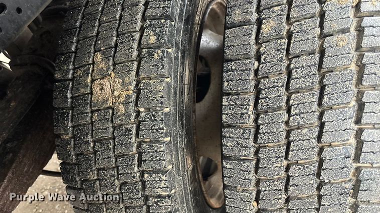 image for item FB3541 2016 Ford F550 dump truck