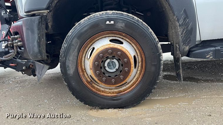 image for item FB3541 2016 Ford F550 dump truck