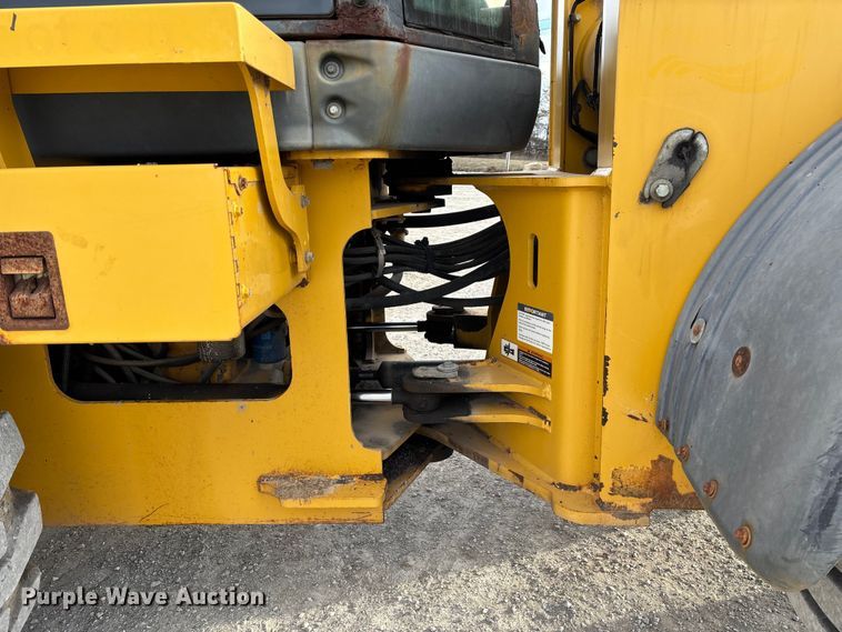 image for item FC1625 2006 John Deere 544J High Lift wheel loader