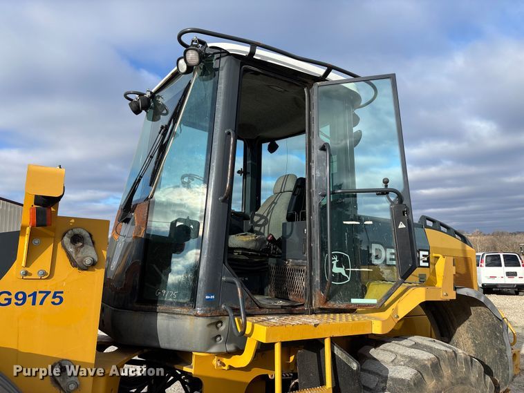 image for item FC1625 2006 John Deere 544J High Lift wheel loader