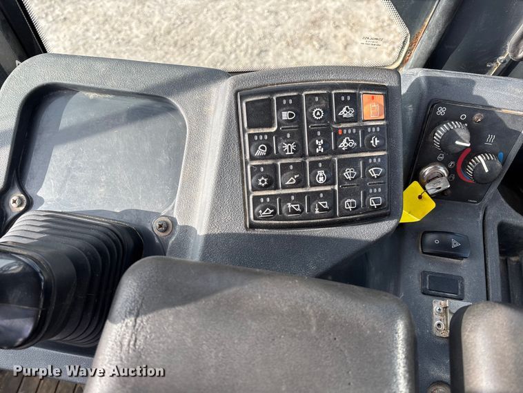 image for item FC1625 2006 John Deere 544J High Lift wheel loader