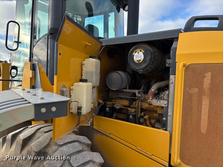 image for item FC1625 2006 John Deere 544J High Lift wheel loader