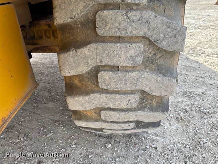 image for item FC1625 2006 John Deere 544J High Lift wheel loader