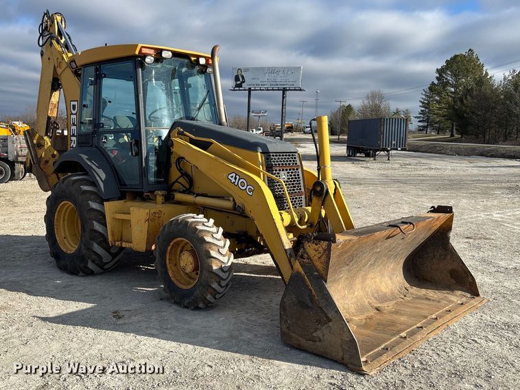 image for item FC1627 2005 John Deere 410G backhoe