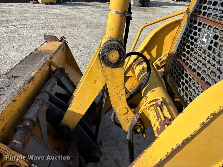 image for item FC1627 2005 John Deere 410G backhoe