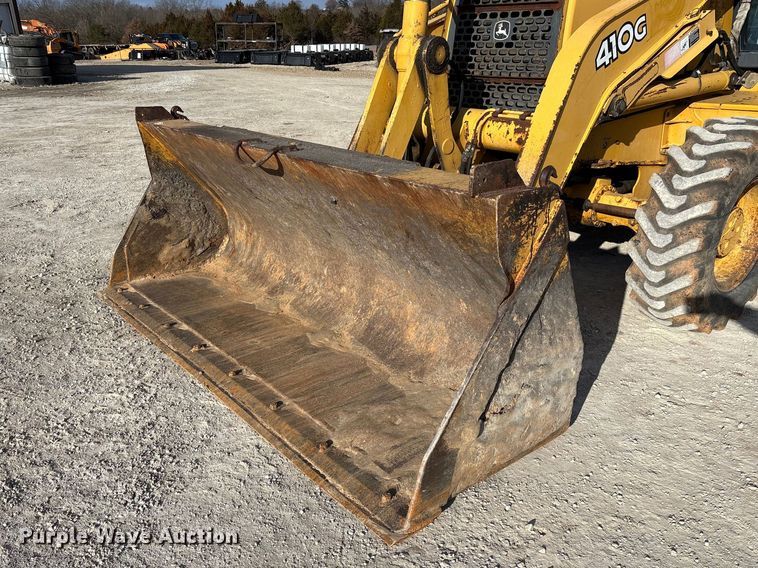 image for item FC1627 2005 John Deere 410G backhoe