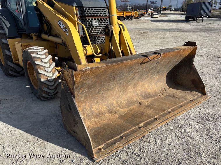 image for item FC1627 2005 John Deere 410G backhoe
