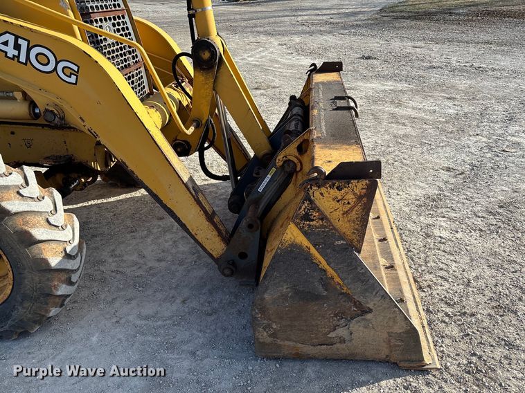 image for item FC1627 2005 John Deere 410G backhoe