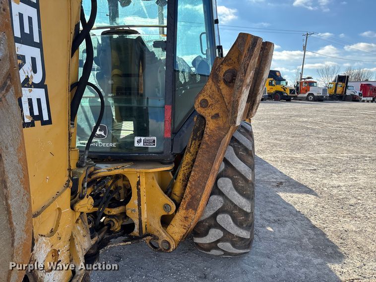 image for item FC1627 2005 John Deere 410G backhoe