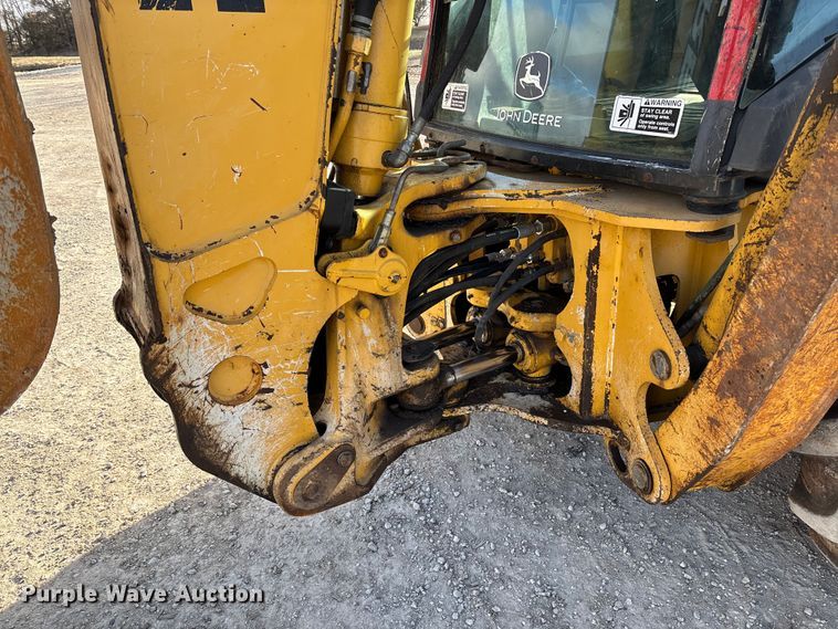 image for item FC1627 2005 John Deere 410G backhoe