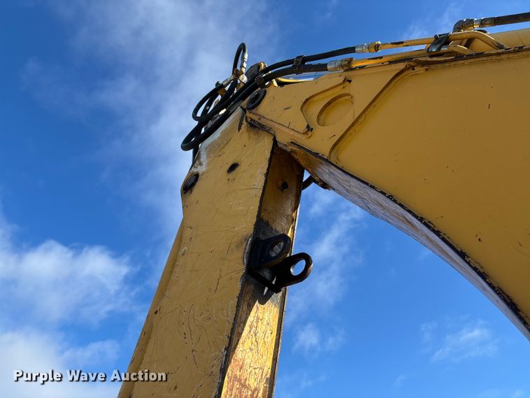 image for item FC1627 2005 John Deere 410G backhoe