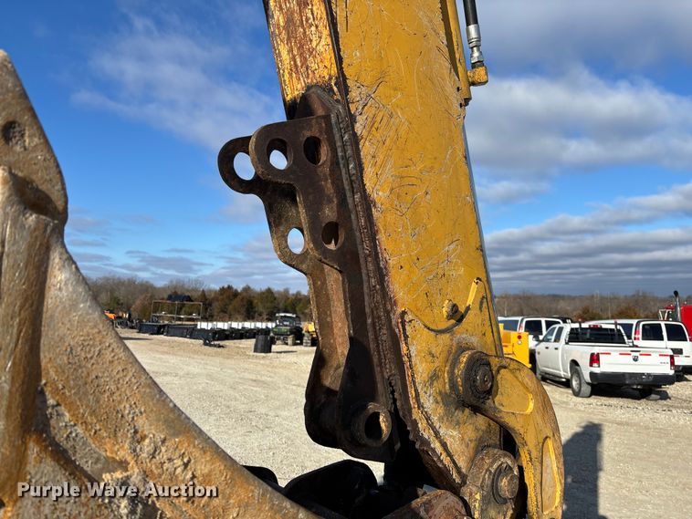 image for item FC1627 2005 John Deere 410G backhoe