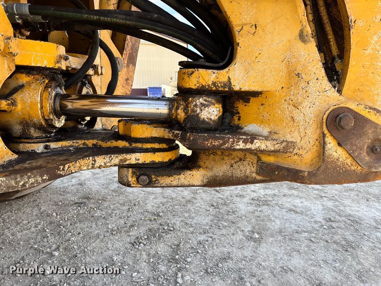 image for item FC1627 2005 John Deere 410G backhoe