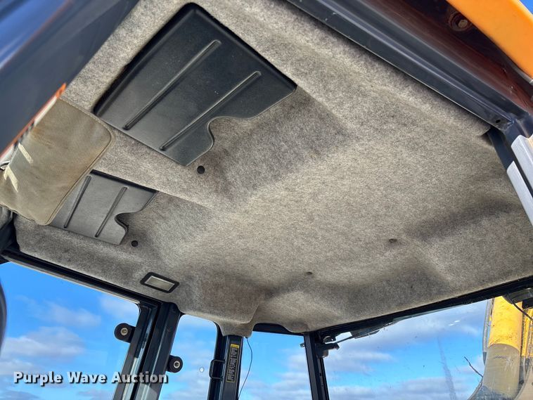 image for item FC1627 2005 John Deere 410G backhoe