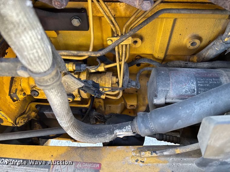 image for item FC1627 2005 John Deere 410G backhoe