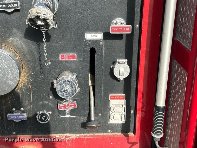 image for item FC5063 2000 American Lafrance Eagle ladder fire truck