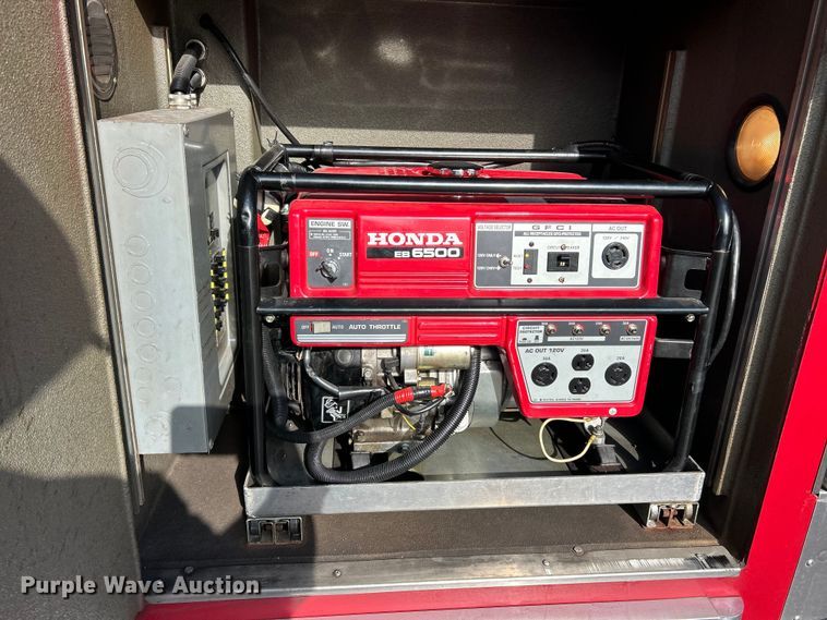 image for item FC5063 2000 American Lafrance Eagle ladder fire truck