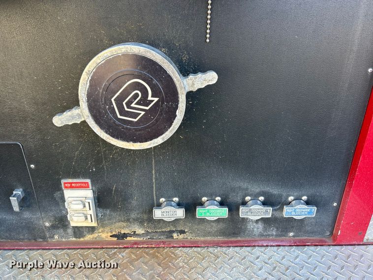 image for item FC5063 2000 American Lafrance Eagle ladder fire truck