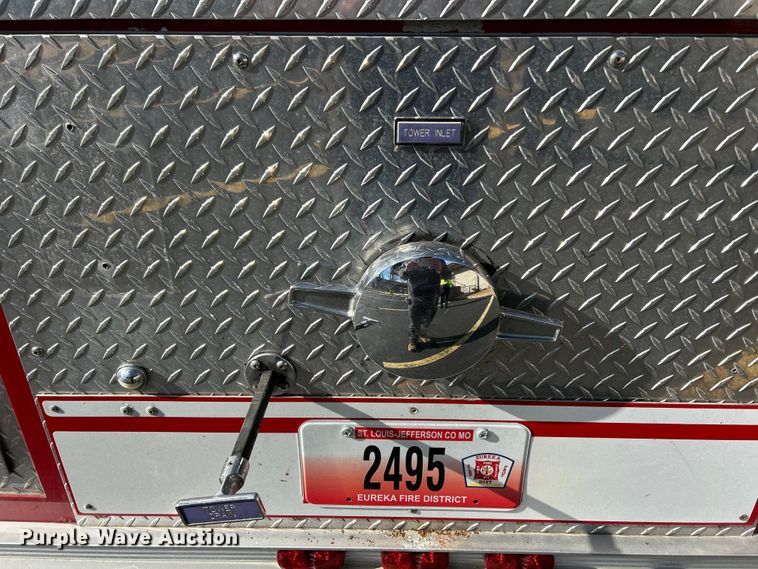 image for item FC5063 2000 American Lafrance Eagle ladder fire truck