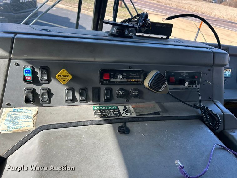 image for item FC5063 2000 American Lafrance Eagle ladder fire truck