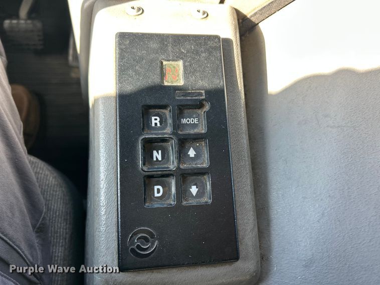 image for item FC5063 2000 American Lafrance Eagle ladder fire truck