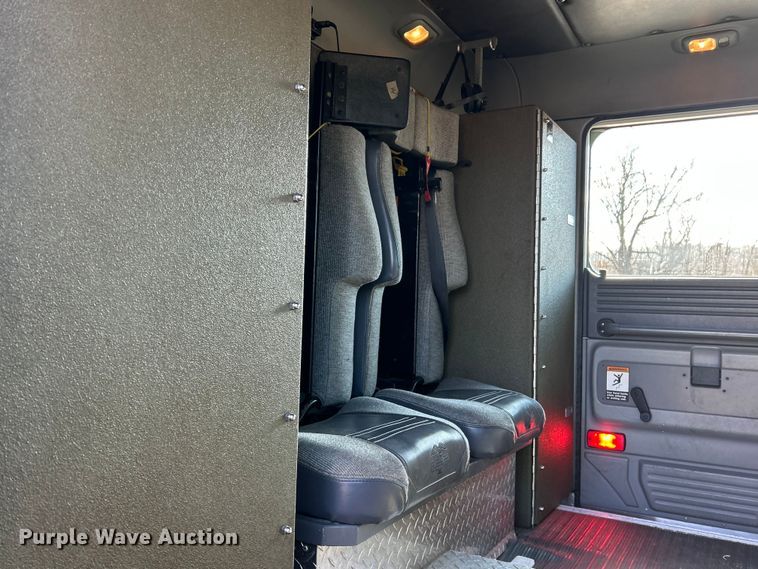 image for item FC5063 2000 American Lafrance Eagle ladder fire truck