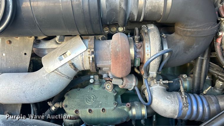 image for item FC5063 2000 American Lafrance Eagle ladder fire truck