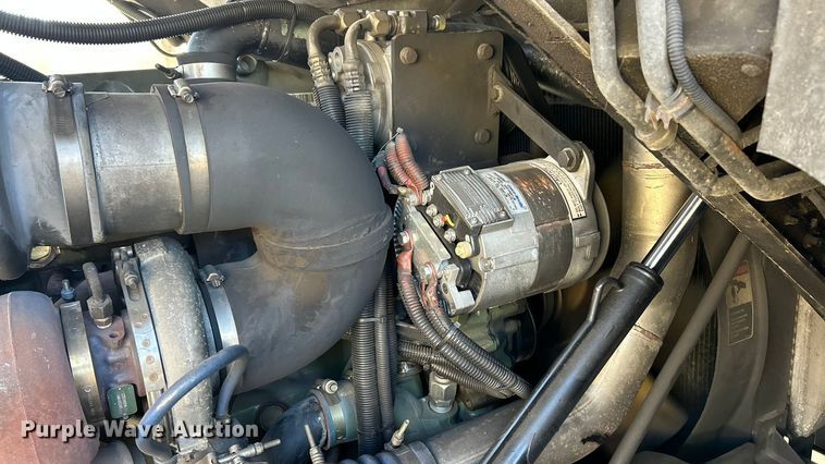 image for item FC5063 2000 American Lafrance Eagle ladder fire truck