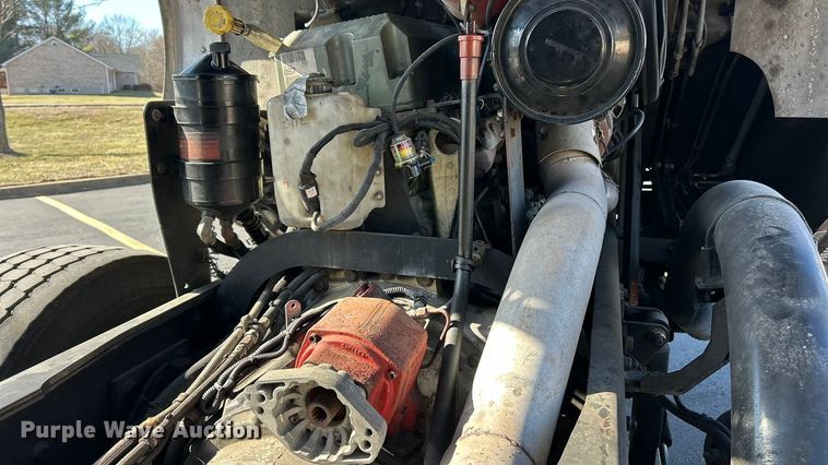 image for item FC5063 2000 American Lafrance Eagle ladder fire truck